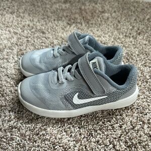Toddler Boy Grey Nike Shoes